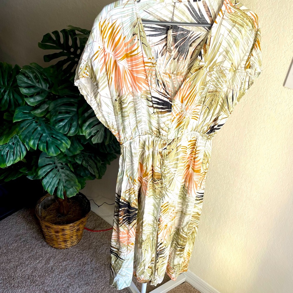 V-Neck, Palm Print Summer Dress!!
